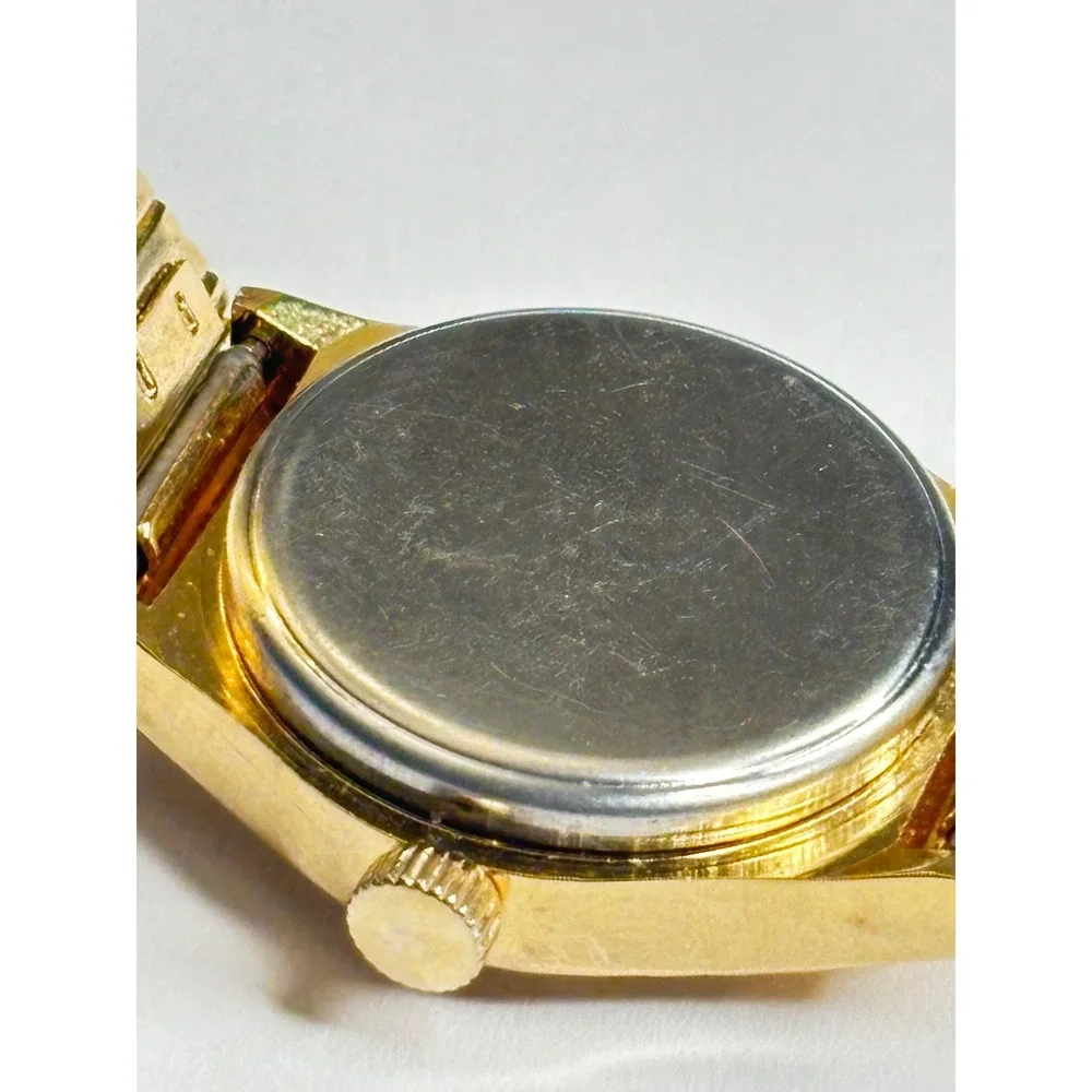 Geneva Gold Tone Antimagnetic Watch Black Dial Crystal Markers Needs battery
